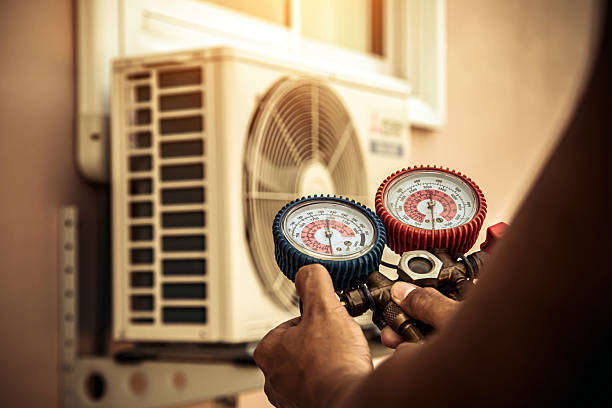 Professional Hvac Maintenance technician working in Bergenfield, NJ